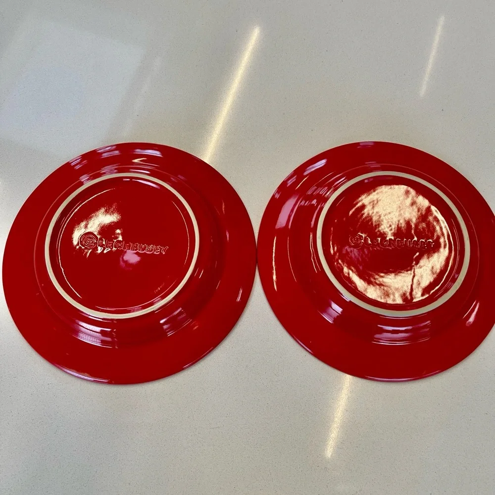 Set of 2 Le Creuset red Cerise 10” Pasta/cereal Bowls, beautiful!_2